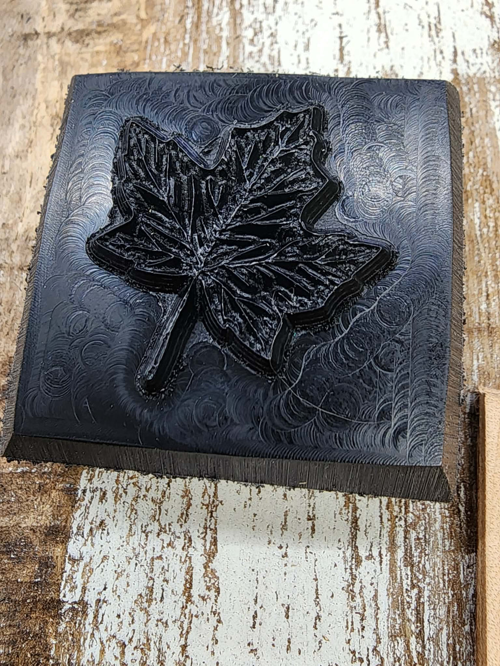 Maple Leaf Novelty 3D Polymer Leather Stamp